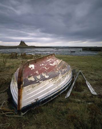 Lindisfarne boat & oar0006
